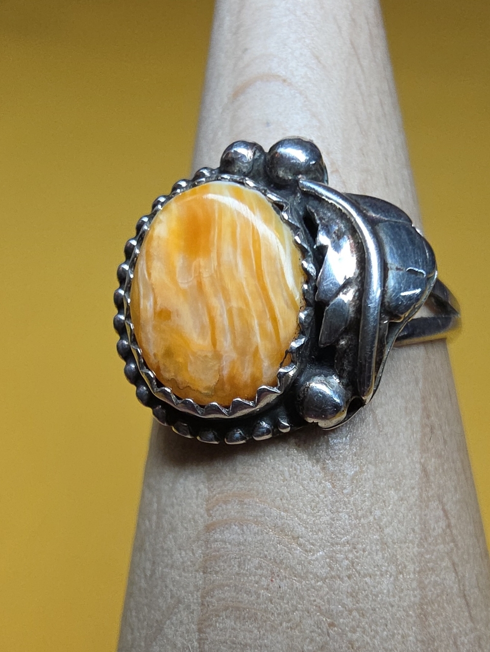 Vintage Zuni or Navajo 925 Ring w/ an Orange Spiny Oyster Shell Cabochon